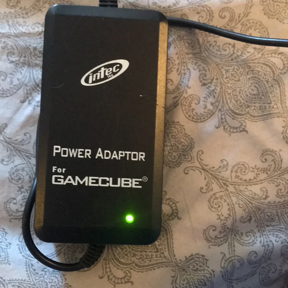 Intec power adapter for Nintendo game cube